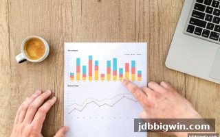 深度剖析极速赛车真人游戏：jdb电子超级大奖背后的概率与风险控制