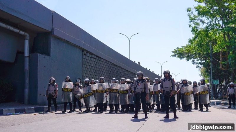 拥抱健康娱乐：当「jdb电子超级大奖」遇上澳门彩票的风险防范指南